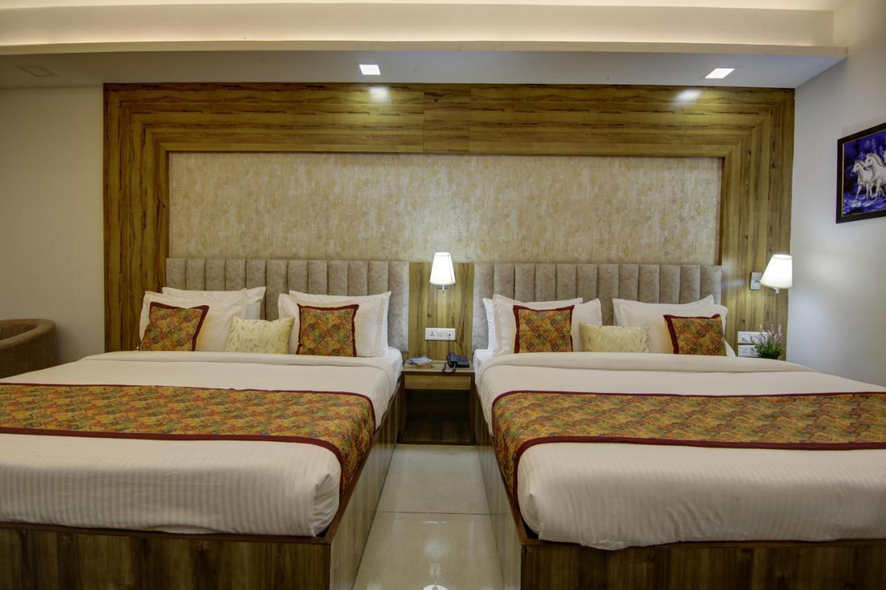 The Prithvi Near Delhi Airport 3* New Delhi