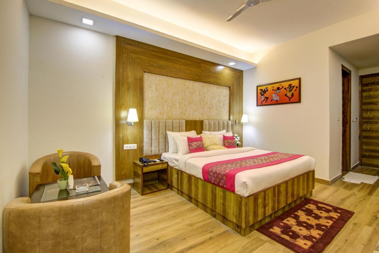The Prithvi Near Delhi Airport Hotel New Delhi